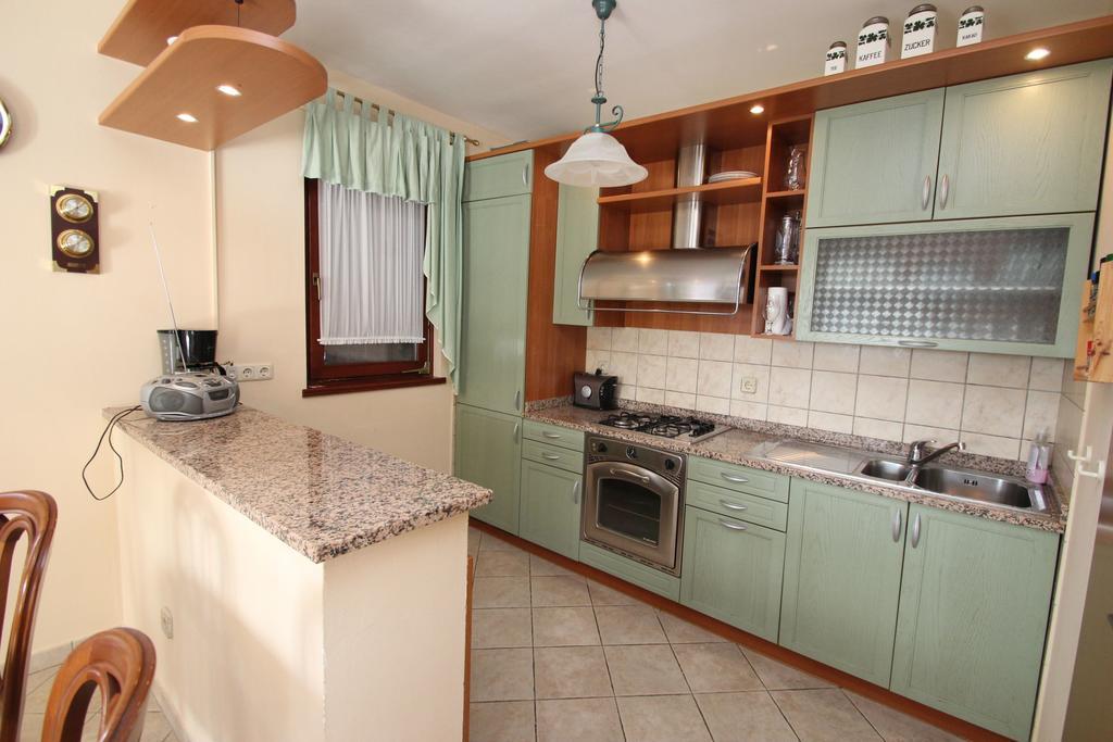 Holiday home Viktoria